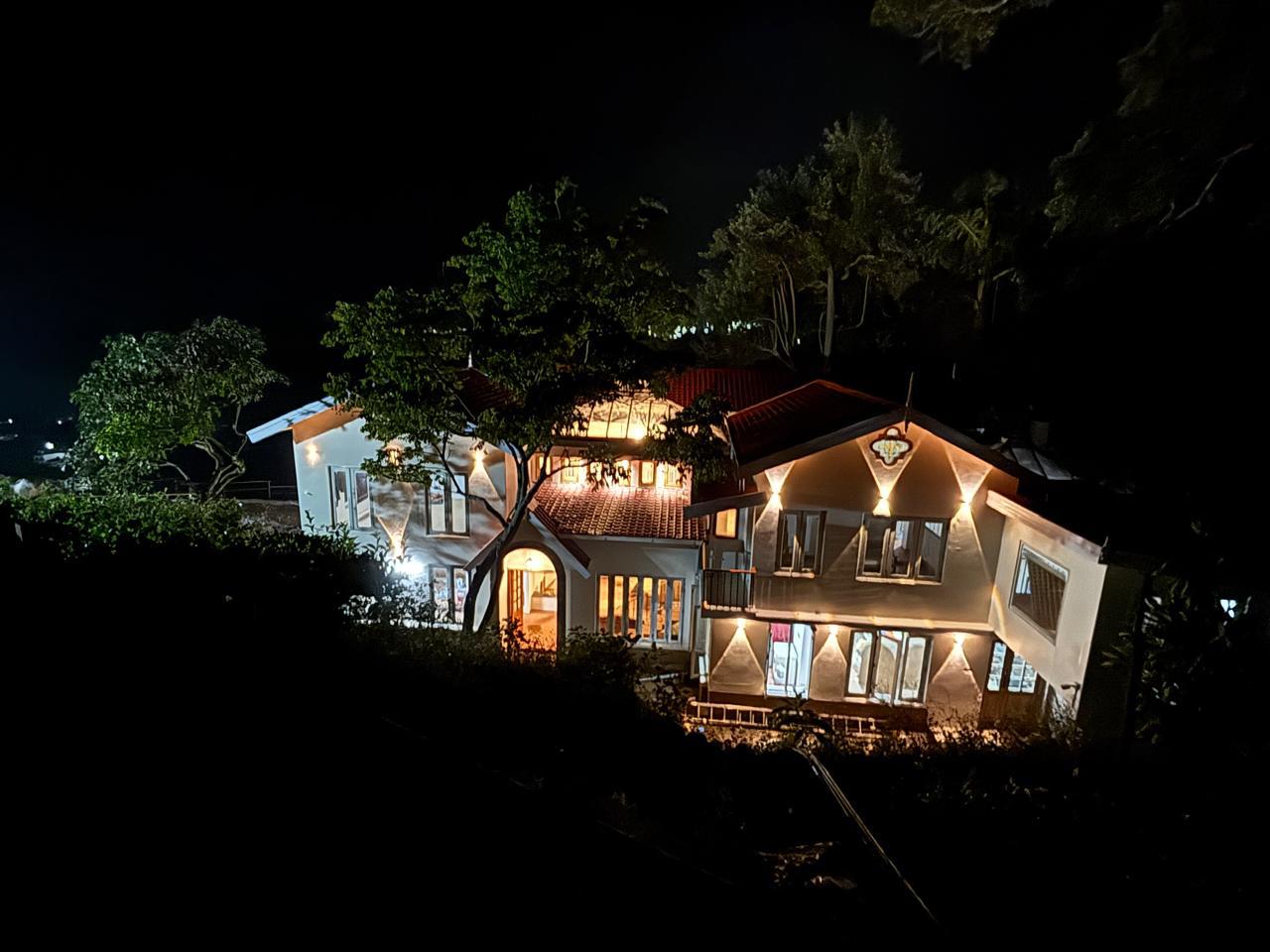 Guest photo